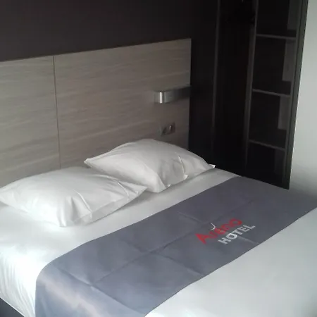 Arena Hotel 3*
