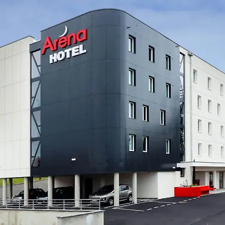 Arena Hotel 3*
