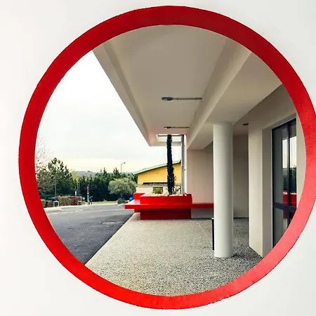 Hotel Arena 3*