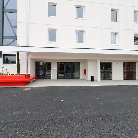 Hotel Arena 3*
