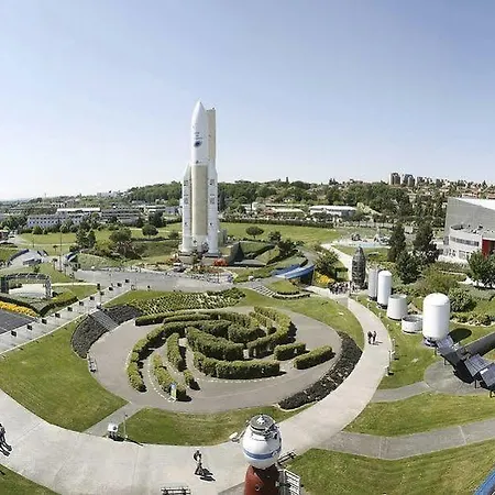 Arena Отель Тулуза