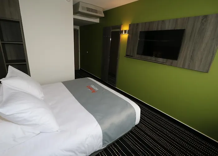 图卢兹体育场酒店 3*