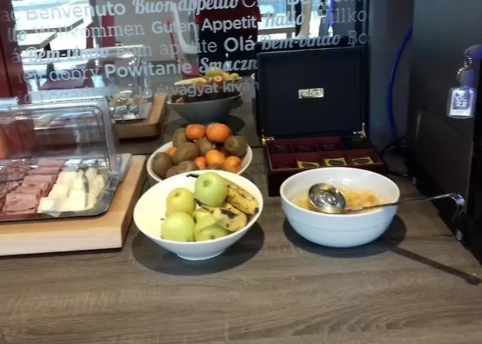 图卢兹体育场酒店 3* 圖盧茲