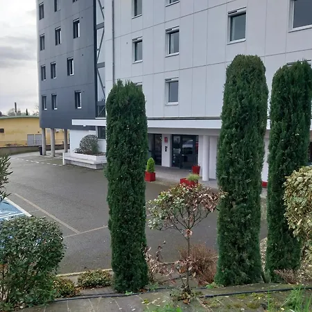 Arena Hotel